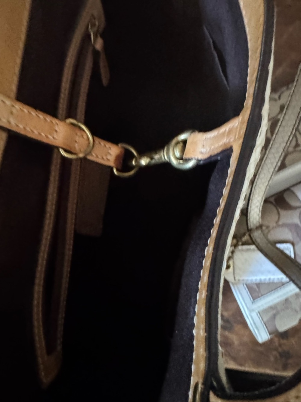 Coach Signature Tote & Wallet Set (Brown/Khaki) – Matching Bundle - Picture 16 of 16